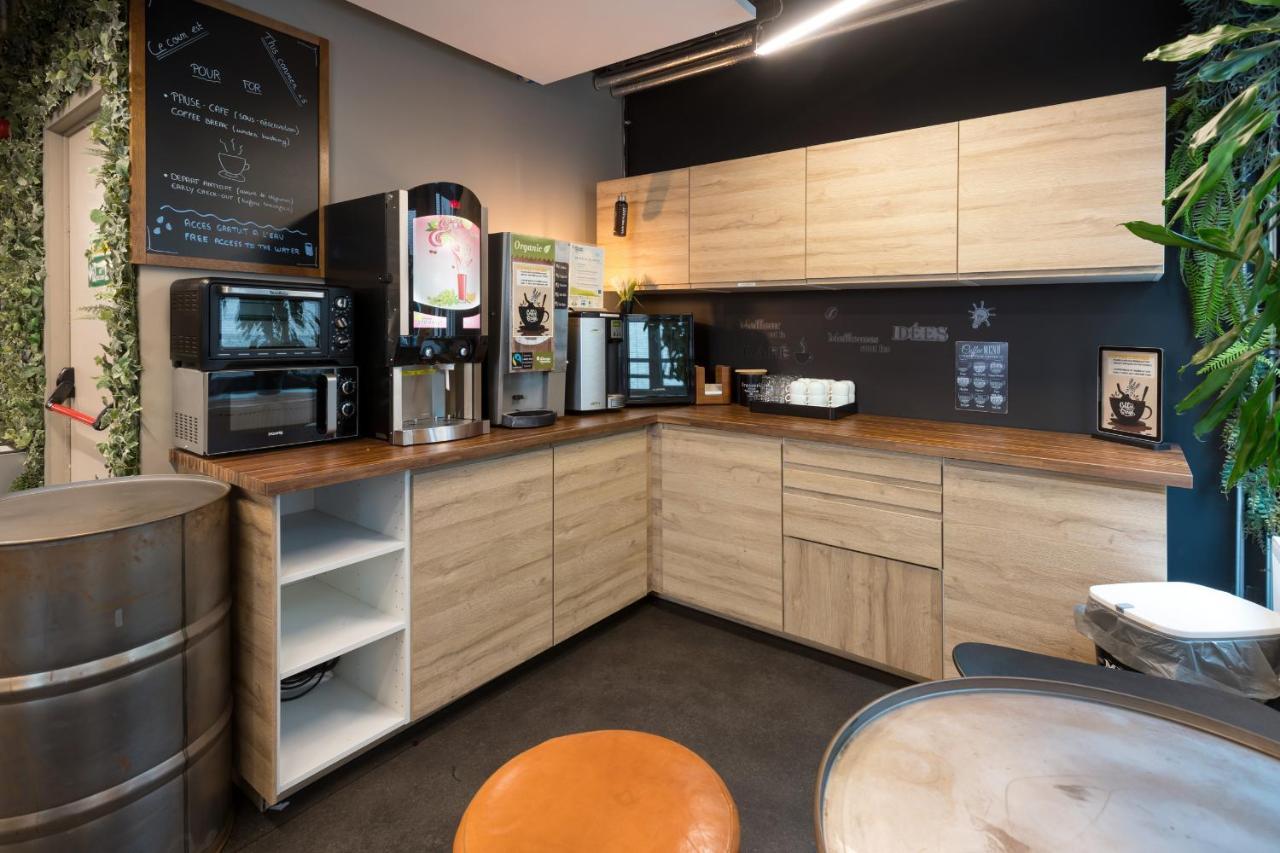 Auberge Jeunesse Charleroi Youth Hostel ภายนอก รูปภาพ