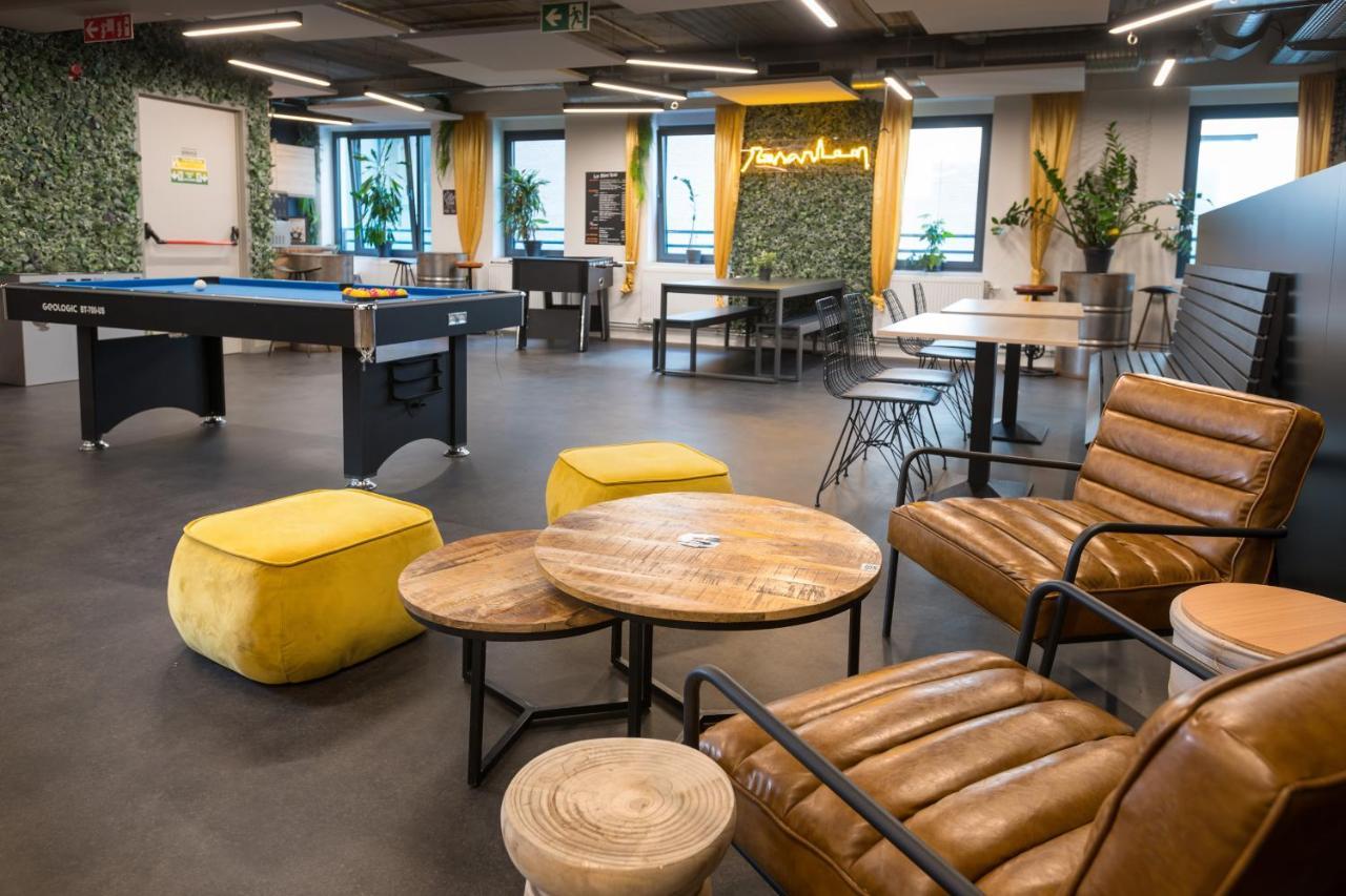Auberge Jeunesse Charleroi Youth Hostel ภายนอก รูปภาพ