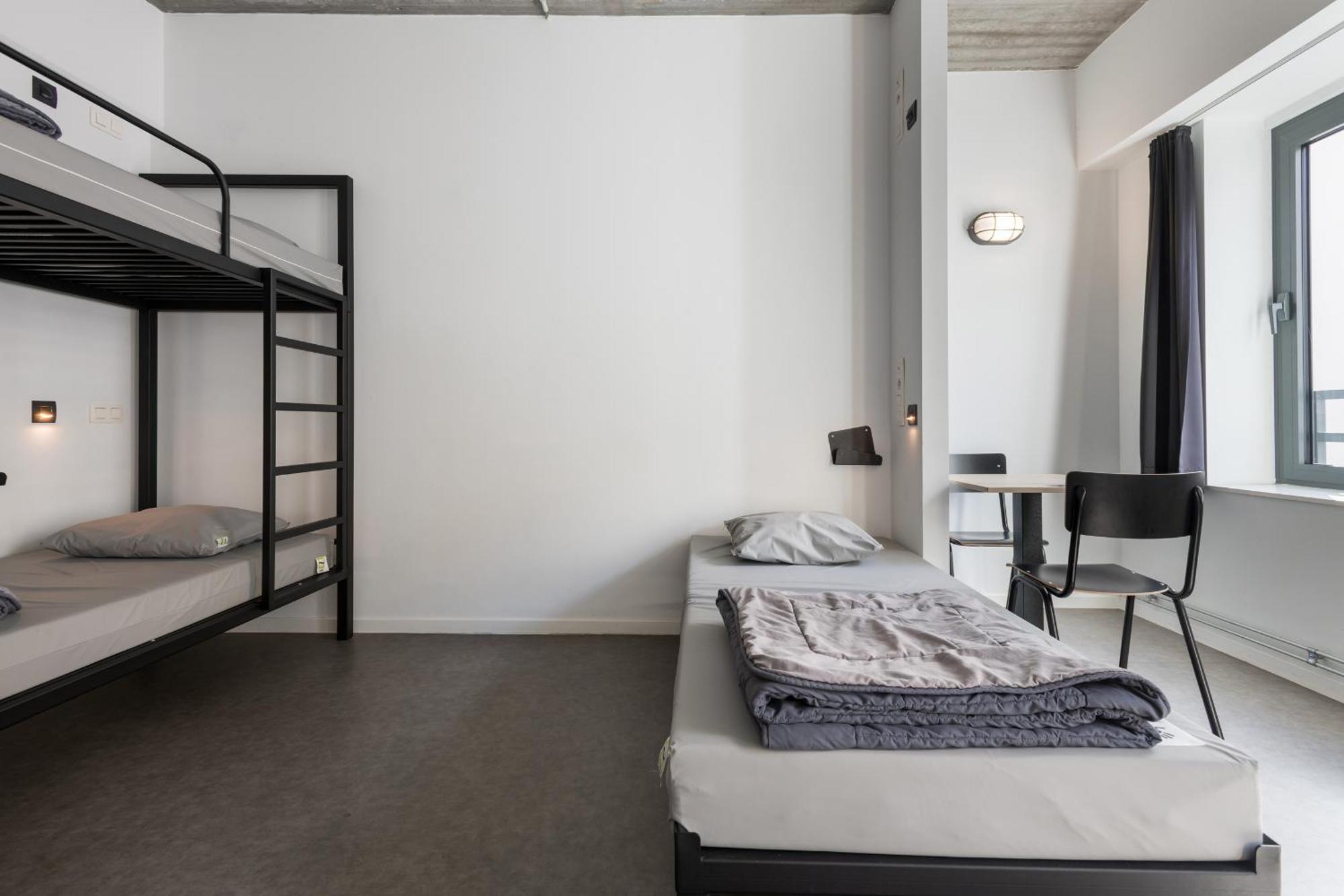 Auberge Jeunesse Charleroi Youth Hostel ห้อง รูปภาพ