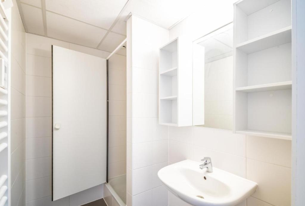 Auberge Jeunesse Charleroi Youth Hostel ภายนอก รูปภาพ