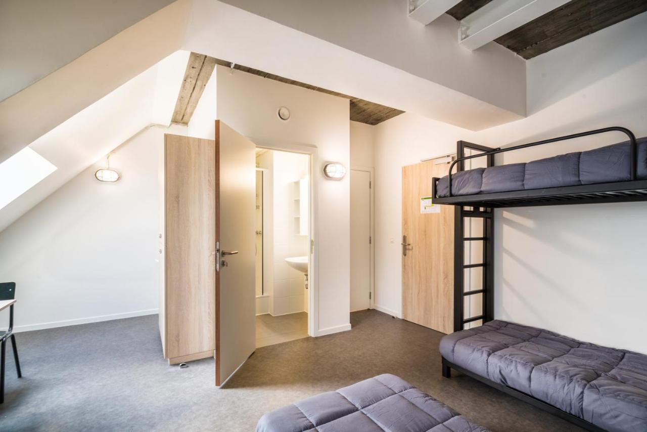Auberge Jeunesse Charleroi Youth Hostel ภายนอก รูปภาพ